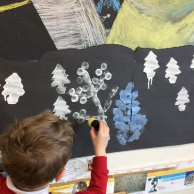Ash Class - inspired by 'Leaf' our new book about a polar bear, we used chalk pastels for our mountains and sponge printed the shrubs and plants directly onto our fabulous display.