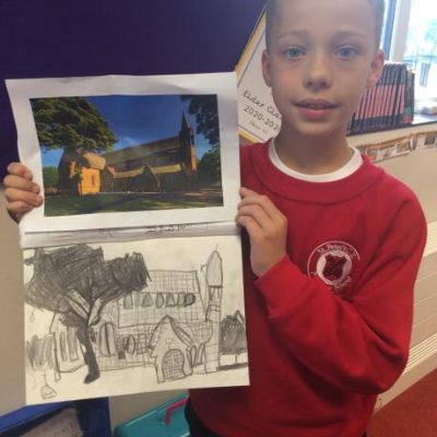 In Elder we investigated using different grades of pencils and graphite sticks to explore shade.