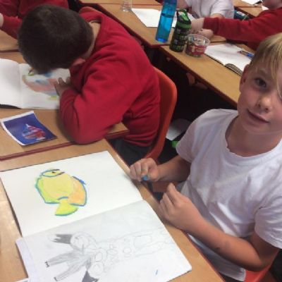 Elder Class Year 4 - We love using chalk pastels to blend tints and shades of colours