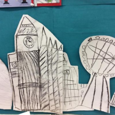 DRAWINGS IN CHARCOAL LIKED TO PROJECT ON LONDON IN YEAR 1